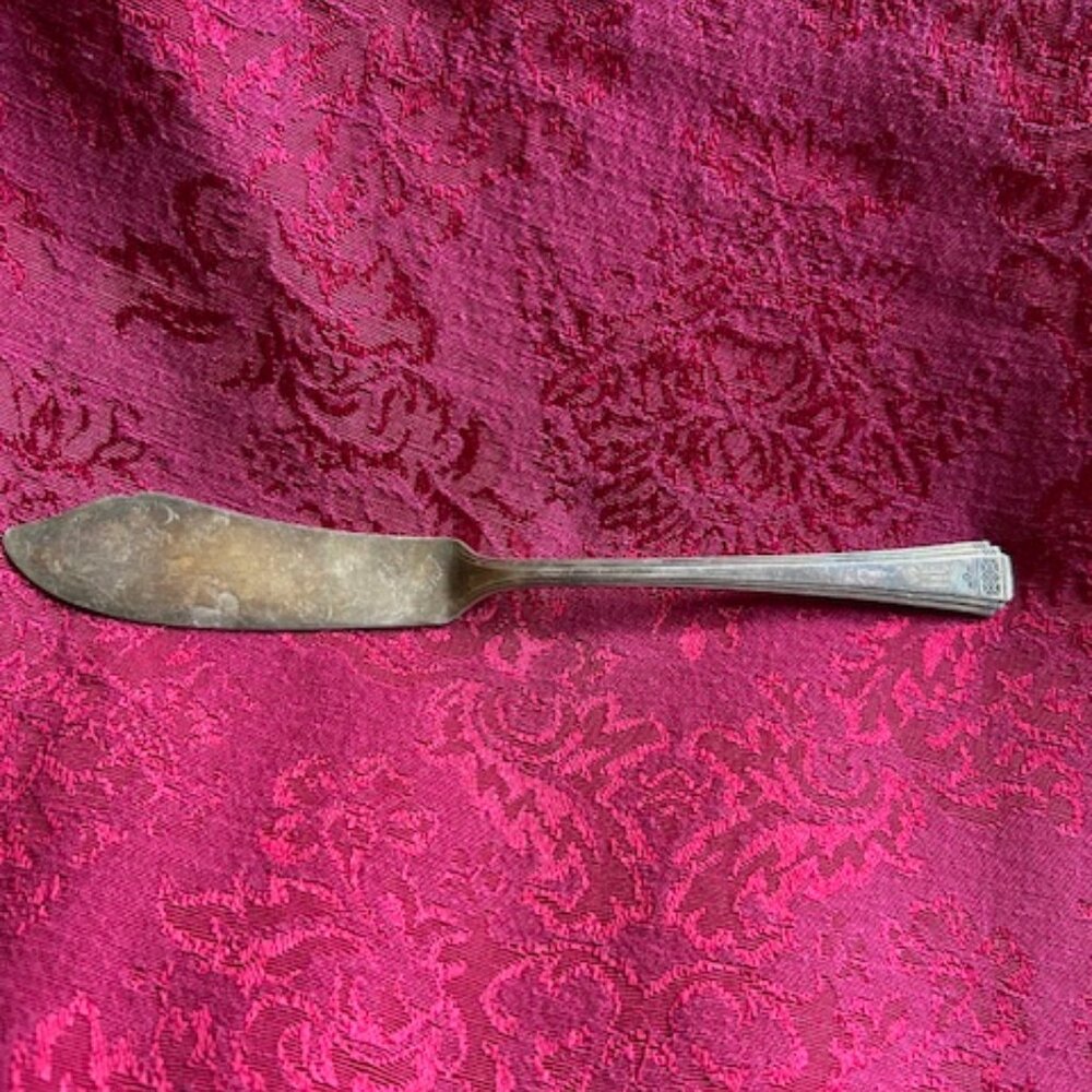 Simeon L & George H Rogers Co Oneida LTD Silverplate Butter KNIFE